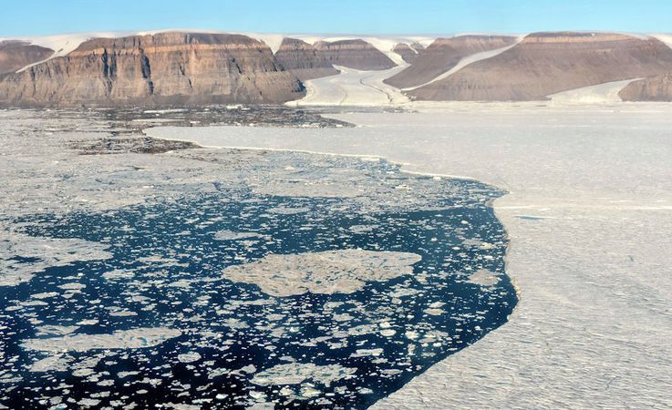 Der Petermann-Gletscher im Nordwesten Gru00f6nlands hat in der Vergangenheit immer wieder grosse