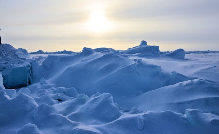 Die Temperaturen am Nordpol liegen normalerweise bei rund -15u00b0C im Mai und bei etwa -30u00b0 im