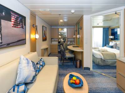 Ocean_Explorer_-_Cabin_Junior-Suite_original