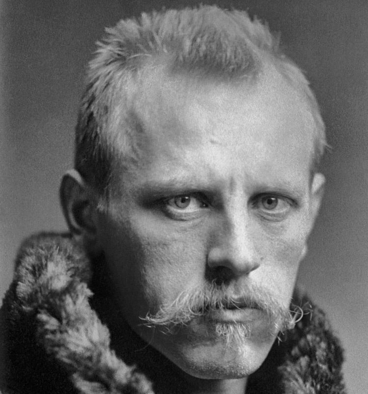 Der norwegische Polarforscher Fridtjof Nansen war der erste Mensch, dem eine Durchquerung Grönlands 1888 gelang. Als Wissenschaftler und guter Beobachter entwickelte er viele verschiedenen nützliche Werkzeuge und Geräte für die moderne Polarforschung. Bild: Henry Vanm Der Weide