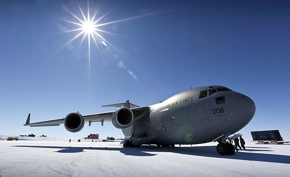 Erfolgreicher Flug eines C-17 Globemaster zur Casey Station in der Antarktis