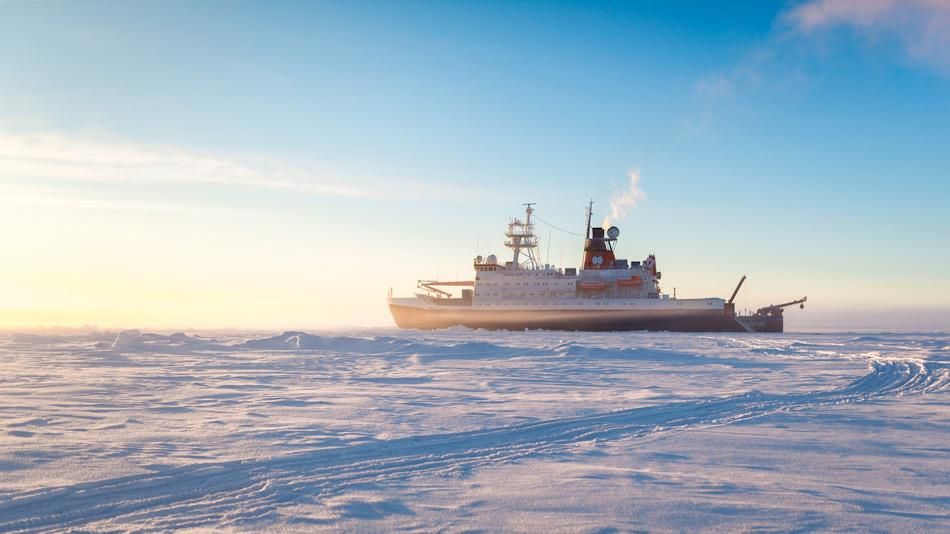 Grosse AWI-Expedition untersucht Klimaveränderungen in der Arktis