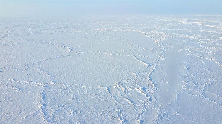 Der Arktische Ozean ist mit einer Flu00e4che von rund 14 Millionen Quadratkilometer der kleinste